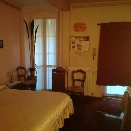 Bed and Breakfast Agnese Old Town Μπέργκαμο