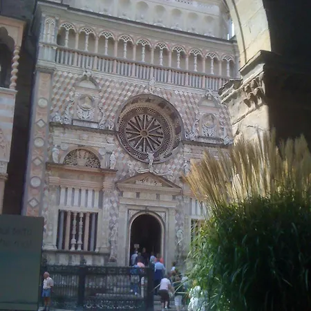 Oda ve Kahvaltı Agnese Old Town Bergamo